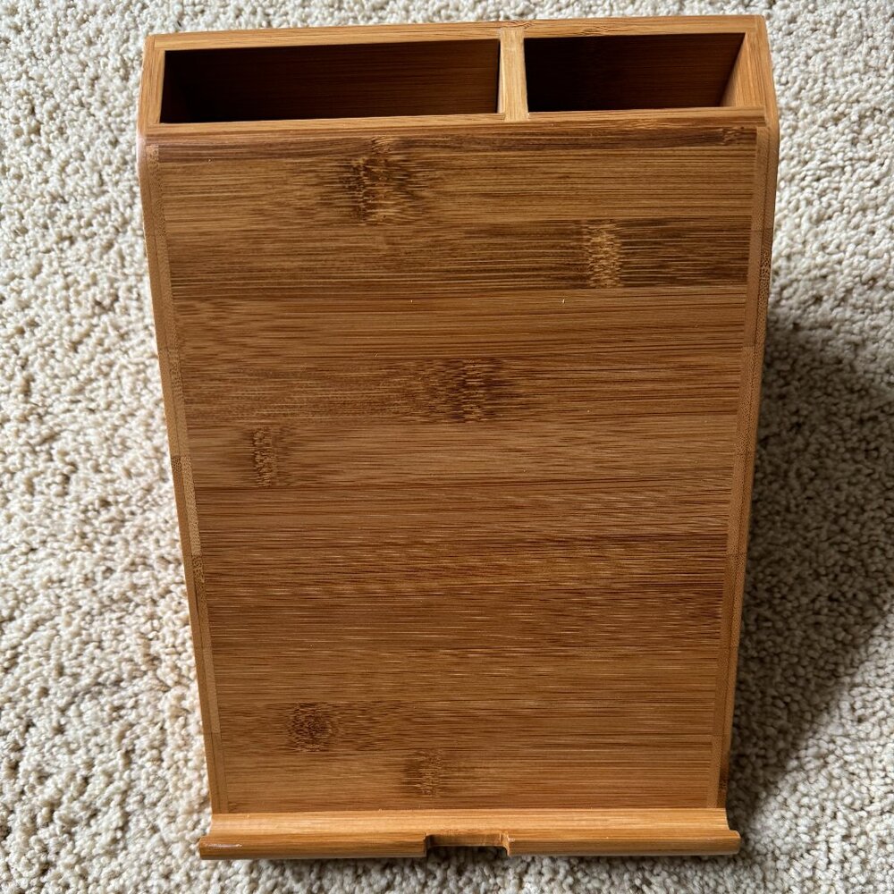 Bamboo Ipad Tablet Stand/Station